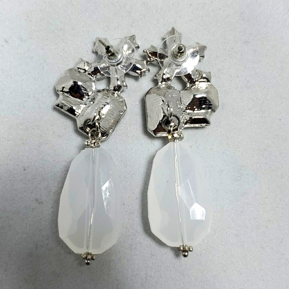 Ali khan Earrings with rhinestones & white frosted stone dangle pierced gift box - Picture 5 of 5